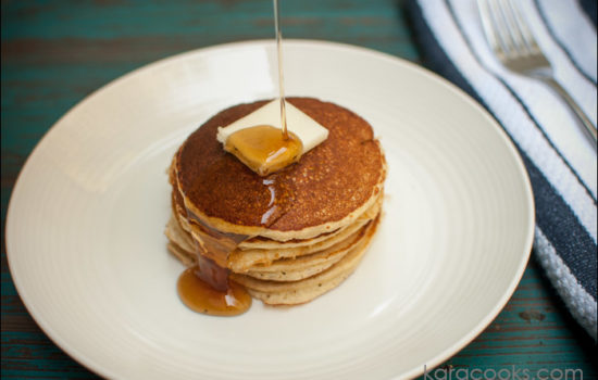 COTTAGE CHEESE & OAT PANCAKES